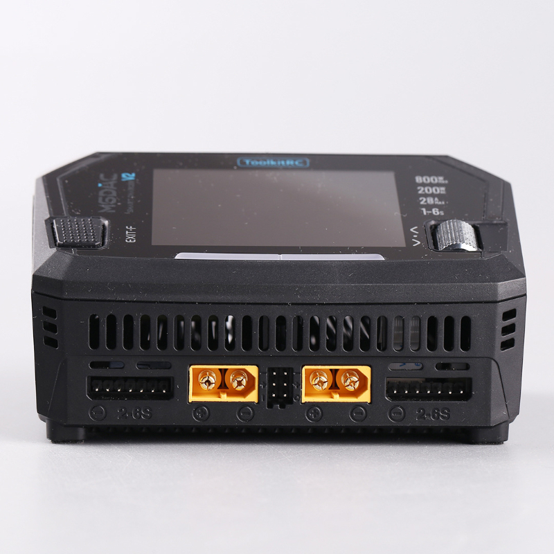 Cargador Inteligente de Doble  - Toolkitrc M6Dac Smart Charger reseña y precio